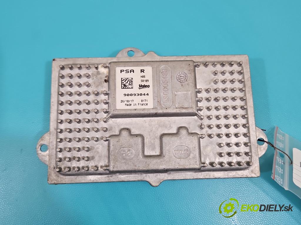 Peugeot 3008 II 2016-2023 2.0 hdi 150 HP manual 110 kW 1997 cm3 5- střídač: xenon 90093044 (Riadiaca jednotka xenónu)