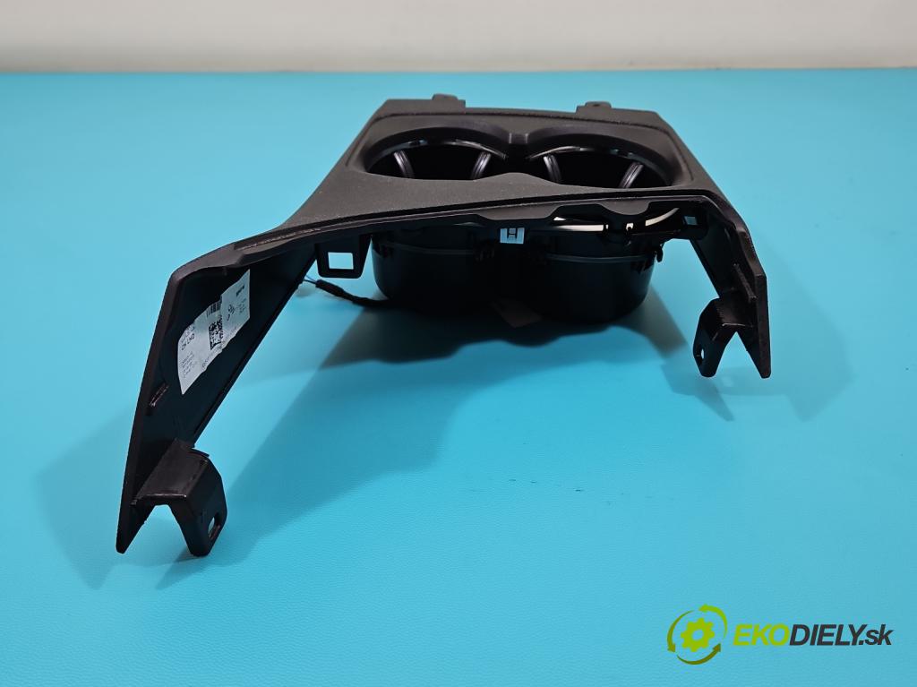 Peugeot 3008 II 2016-2023 2.0 hdi 150 hp manual 110 kW 1997 cm3 5- Rukojeť: na napoje: 9810059177 (Držák nápojů)