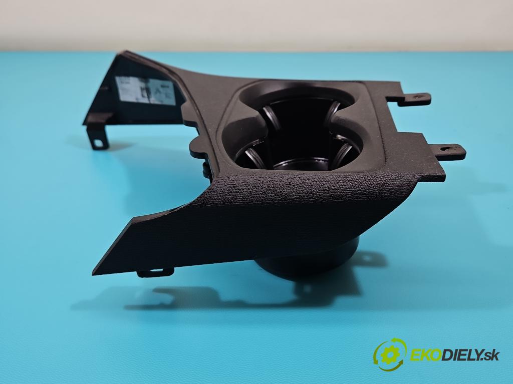 Peugeot 3008 II 2016-2023 2.0 hdi 150 hp manual 110 kW 1997 cm3 5- Rukojeť: na napoje: 9810059177 (Držák nápojů)