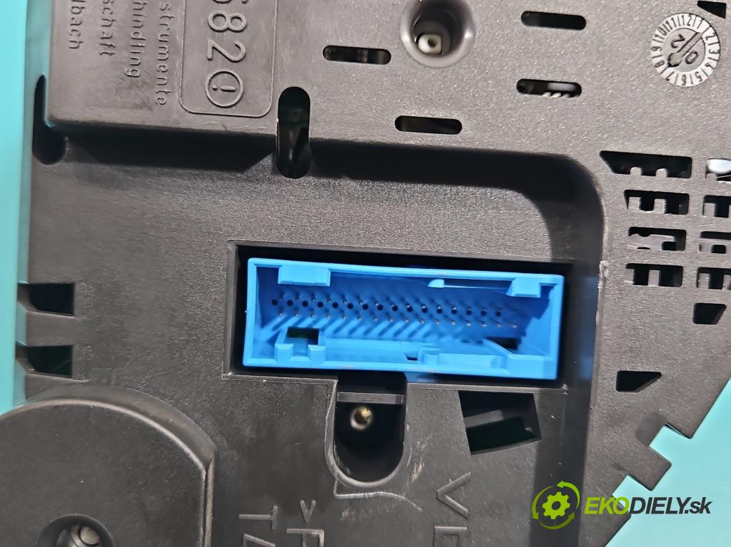 Audi A6 C5 1997-2004 2.4b 170 HP automatic 125 kW 2393 cm3 4- prístrojovka/ budíky 110280128002 (Prístrojová doska)