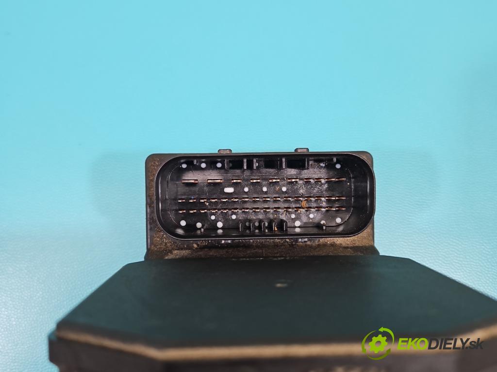 Audi A4 B6 2000-2004 2.0 20V 131 HP manual 96 kW 1984 cm3 4- čerpadlo abs 0265225048 (Pumpa ABS)