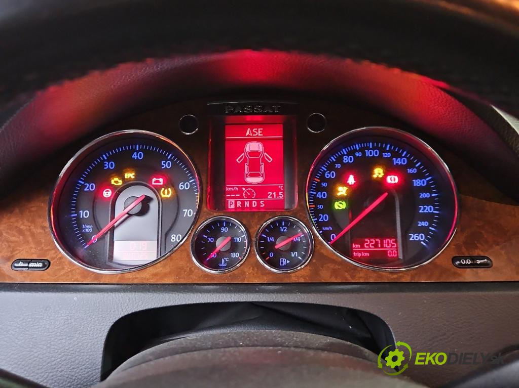 Vw Passat B6 2005-2010 3.2 FSI V6 250 HP automatic 184 kW 3168 cm3 4- prístrojovka/ budíky 3C0920871D (Prístrojová doska)