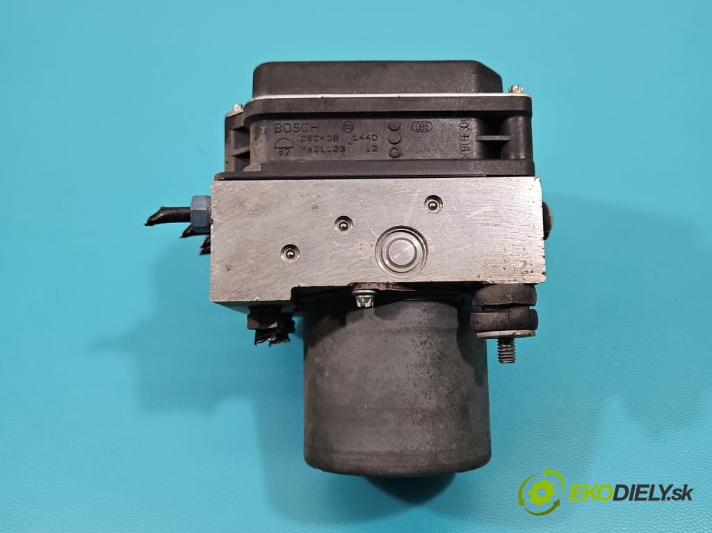 Audi A6 C6 2004-2011 2.0 tdi 140 HP automatic 103 kW 1968 cm3 4- čerpadlo abs 0265235100 (Pumpa ABS)