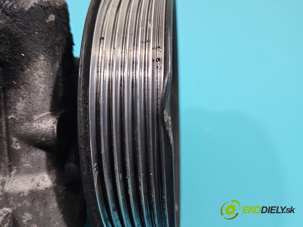 Audi A6 C6 2004-2011 2.0 tdi 140 HP automatic 103 kW 1968 cm3 4- čerpadlo posilovač  (Servočerpadlo)