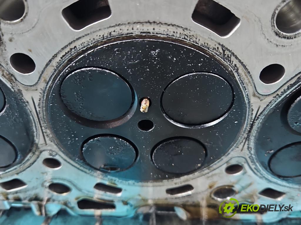 Toyota Avensis III T27 2009-2018 2.0 D4D 126 hp manual 93 kW 1998 cm3 5- hlava motoru 1AD