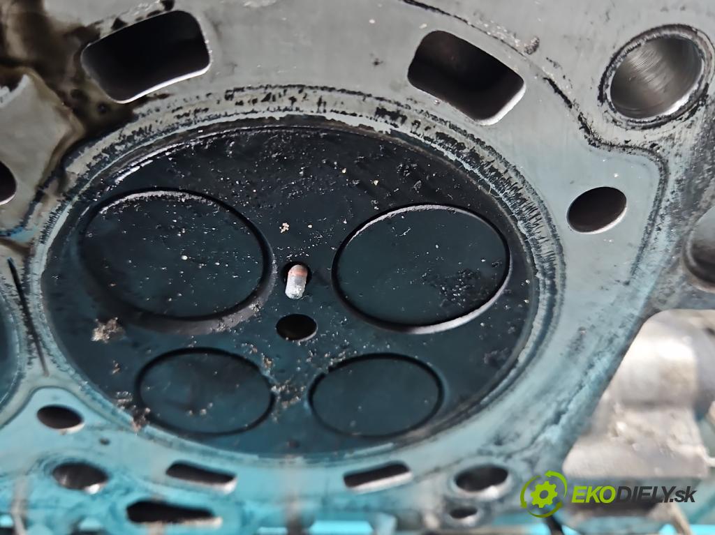 Toyota Avensis III T27 2009-2018 2.0 D4D 126 hp manual 93 kW 1998 cm3 5- hlava motoru 1AD