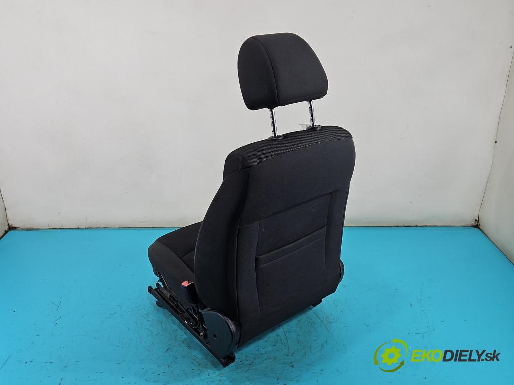 Chevrolet Cruze 2.0 VCDi: 163 HP manual 120 kW 1998 cm3 5- Sedačka pravý (Sedadlo)