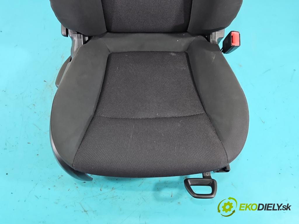 Chevrolet Cruze 2.0 VCDi: 163 HP manual 120 kW 1998 cm3 5- Sedačka pravý (Sedadlo)