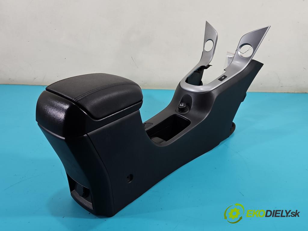 Chevrolet Cruze 2.0 VCDi: 163 HP manual 120 kW 1998 cm3 5- operadlo  (Lakťová opierka)