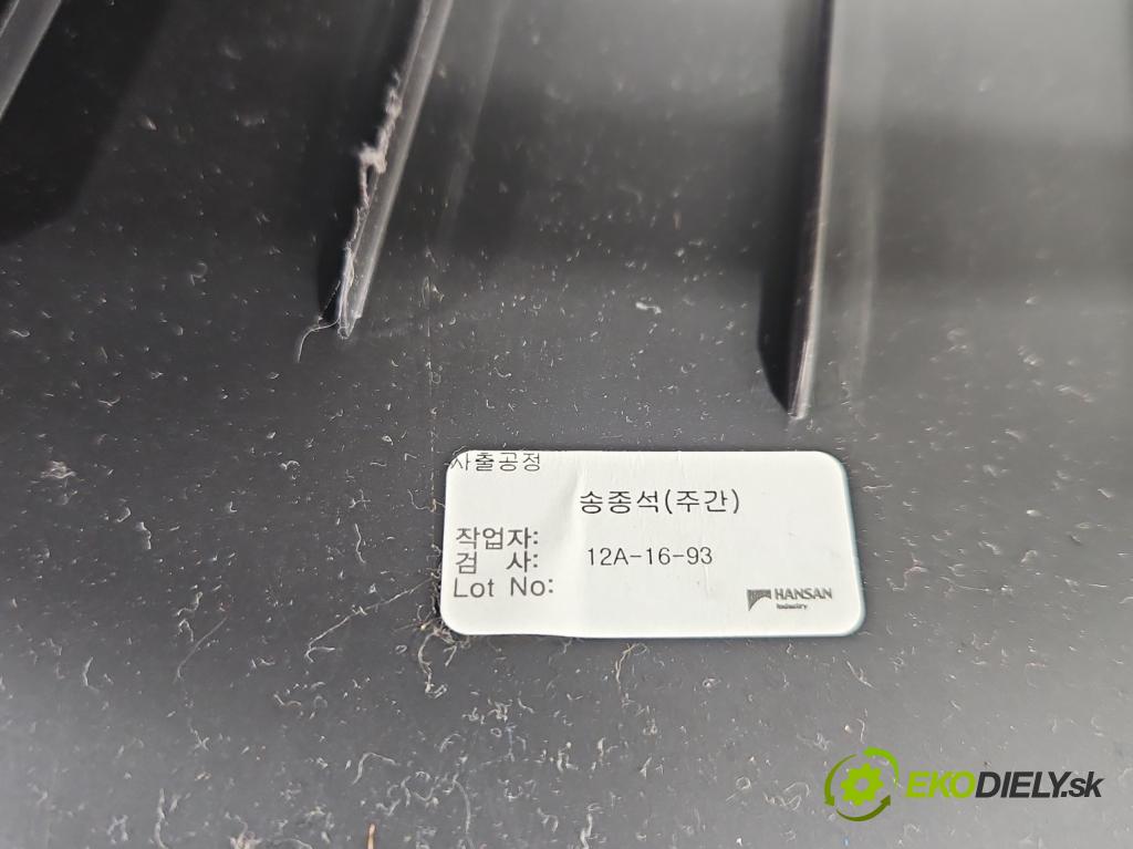 Chevrolet Cruze 2.0 VCDi: 163 HP manual 120 kW 1998 cm3 5- operadlo (Lakťová opierka)