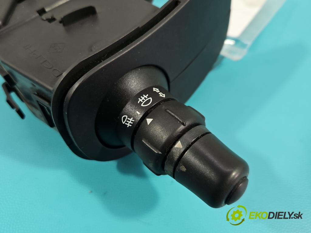 Renault Modus 1.1 16V 75 HP manual 55 kW 1149 cm3 5- prepínač smeroviek 88102002444 (Prepínacie páčky pod volantom)