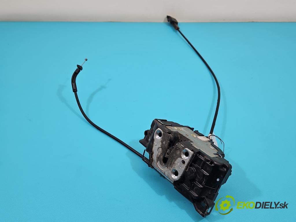 Renault Modus 1.1 16V 75 hp manual 55 kW 1149 cm3 5- zámek přední levý 