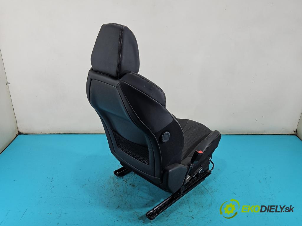 Peugeot 3008 II 2016-2023 2.0 hdi 150 HP manual 110 kW 1997 cm3 5- Sedačka ľavý  (Sedadlo)