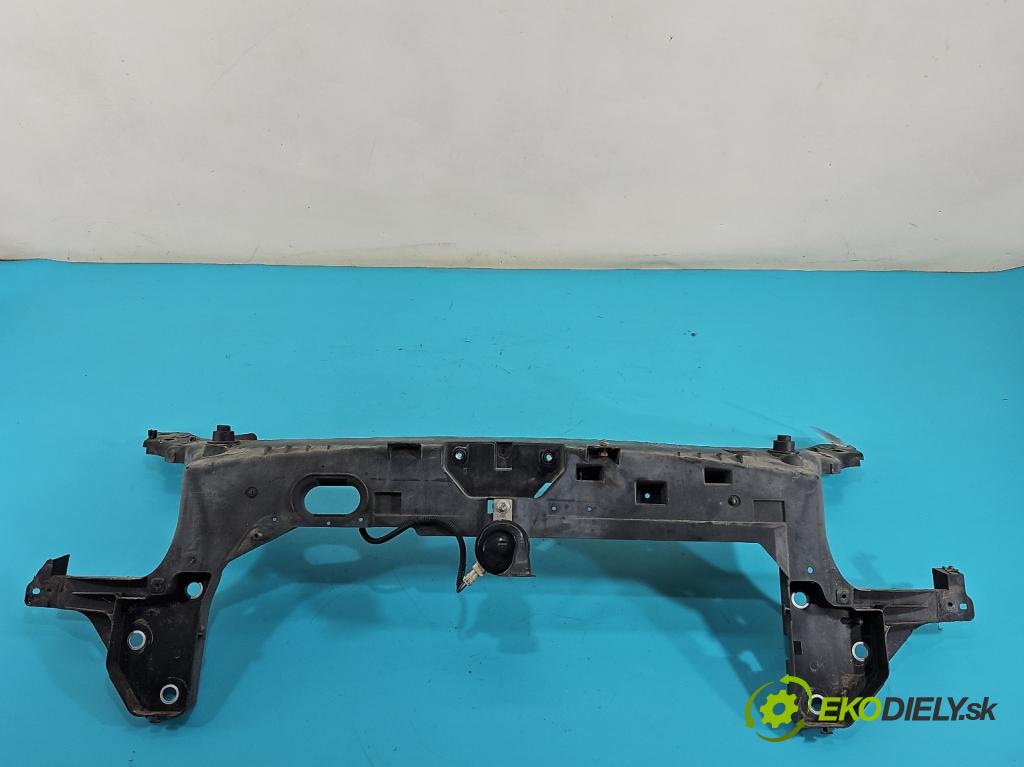 Renault Modus 1.1 16V 75 hp manual 55 kW 1149 cm3 5- stěna přední 8200224763J (Přední výztuha)