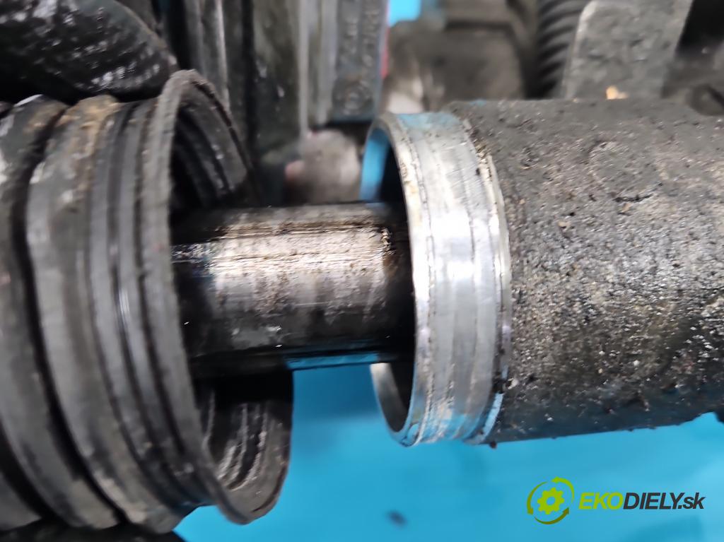 Peugeot 3008 II 2016-2023 2.0 hdi 150 HP manual 110 kW 1997 cm3 5- Ozubené kolo: volant 6820000313A