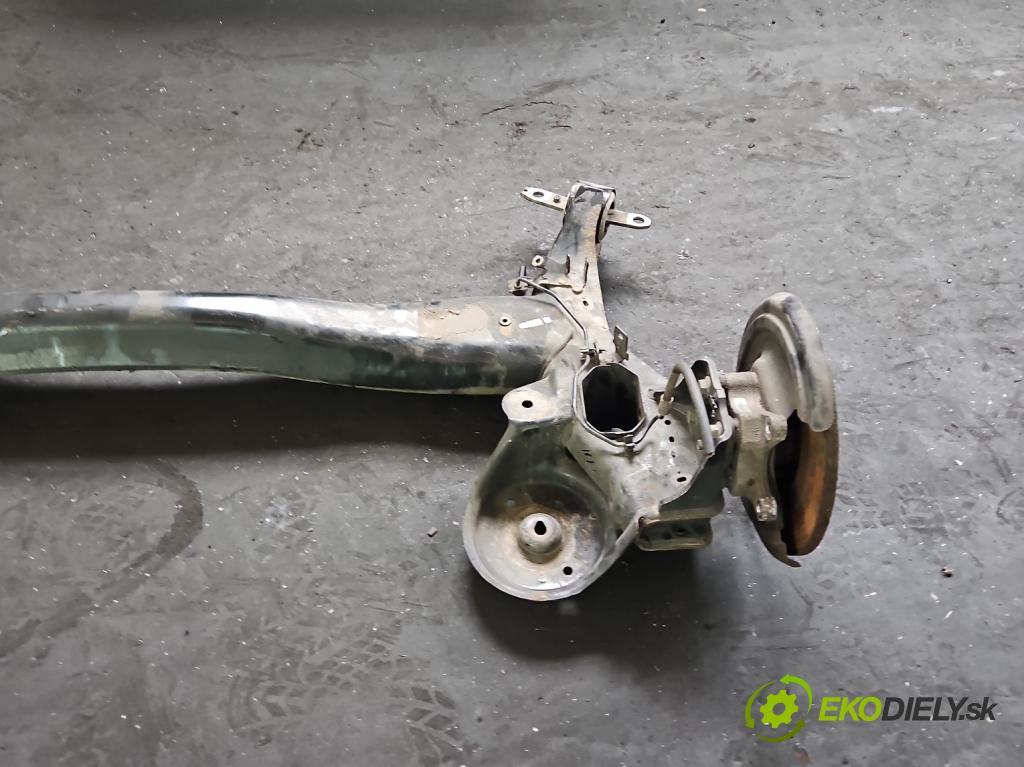 Peugeot 3008 II 2016-2023 2.0 hdi 150 hp manual 110 kW 1997 cm3 5- zadní výztuha  (Zadní výztuha)