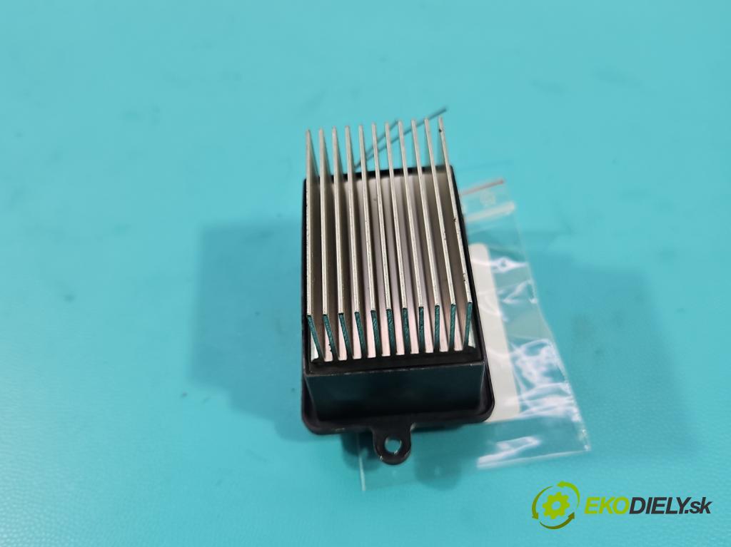 Peugeot 3008 II 2016-2023 2.0 hdi 150 hp manual 110 kW 1997 cm3 5- rezistor 7103506303774