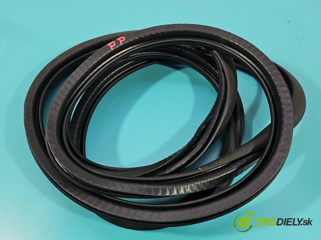 Peugeot 3008 II 2016-2023 2.0 hdi 150 hp manual 110 kW 1997 cm3 5- Těsnění: dveře přední pravé 