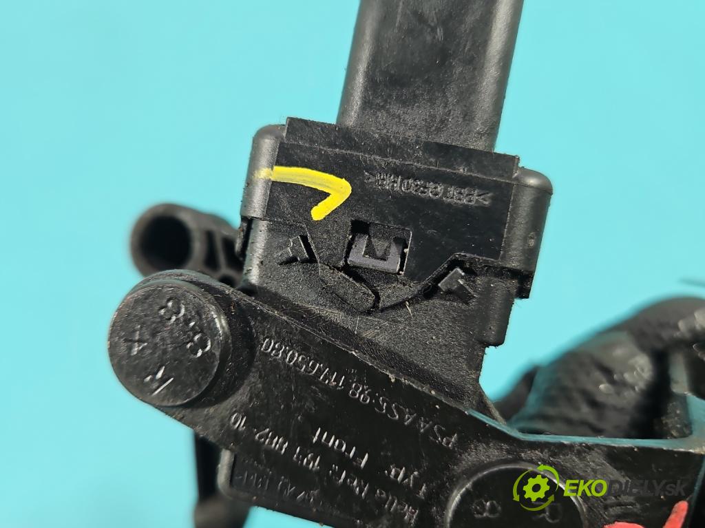 Peugeot 3008 II 2016-2023 2.0 hdi 150 HP manual 110 kW 1997 cm3 5- snímač nastavenia xenon 9675785780A (Snímač)