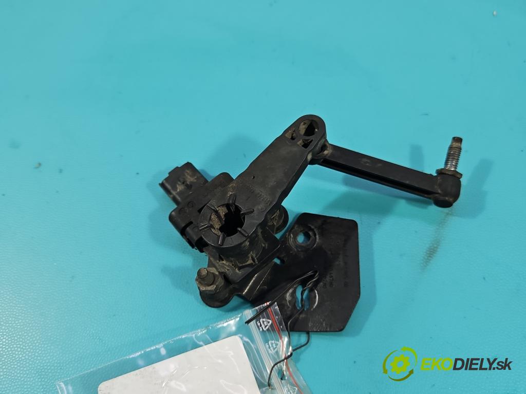 Peugeot 3008 II 2016-2023 2.0 hdi 150 HP manual 110 kW 1997 cm3 5- snímač nastavenia xenon 9801529480 (Snímač)