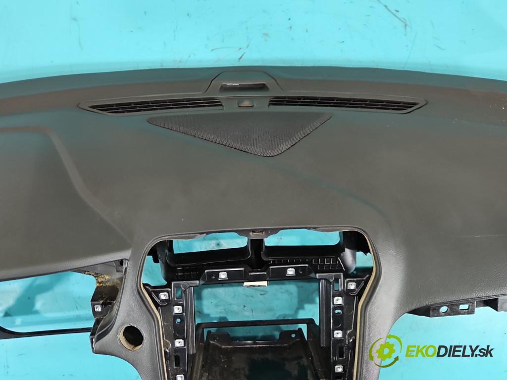 Ford Fusion USA 2012-2020 2.0 EcoBoost: automatic 179 kW 1999 cm3 4- kokpit,pristrojová doska rozdeľovacia