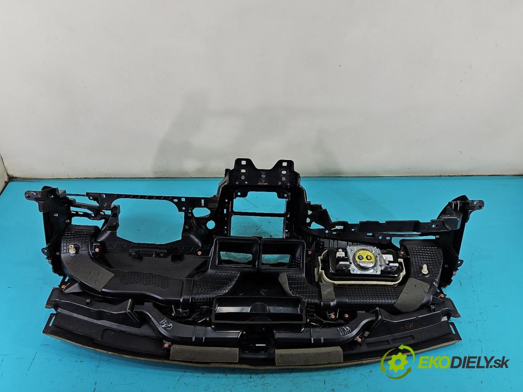 Ford Fusion USA 2012-2020 2.0 EcoBoost: automatic 179 kW 1999 cm3 4- kokpit,pristrojová doska rozdeľovacia