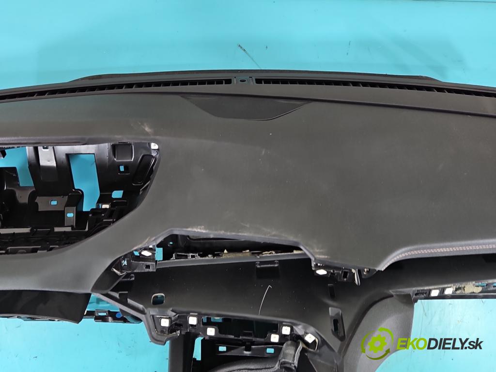 Peugeot 3008 II 2016-2023 2.0 hdi 150 HP manual 110 kW 1997 cm3 5- kokpit,pristrojová doska rozdeľovacia