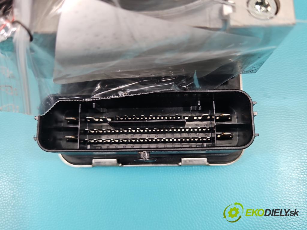 Skoda Kodiaq I 2.0 TSI 190 HP automatic 140 kW 1984 cm3 5- čerpadlo abs 5Q0614517GB (Pumpa ABS)