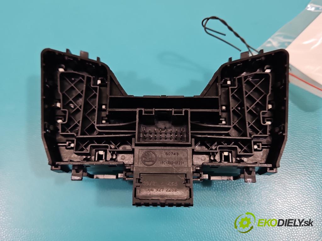 Skoda Kodiaq I 2.0 TSI 190 HP automatic 140 kW 1984 cm3 5- prepínač brzda: ručný 566927225B (Prepínacie páčky pod volantom)