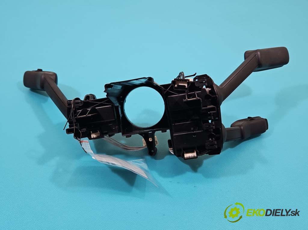 Skoda Kodiaq I 2.0 TSI 190 HP automatic 140 kW 1984 cm3 5- prepínač komplex: 5Q1953521LB (Prepínacie páčky pod volantom)