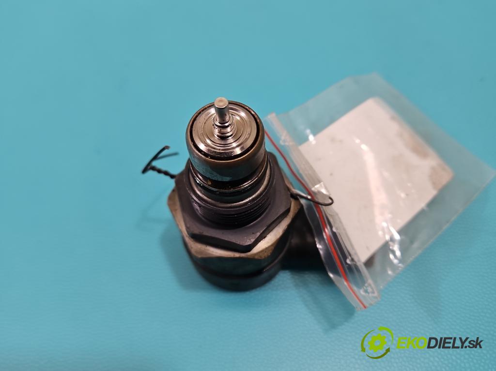 Bmw 5 F10 2010-2017 2.0d 218 HP automatic 160 kW 1995 cm3 5- snímač tlak: palivo 0281002949 (Snímač)