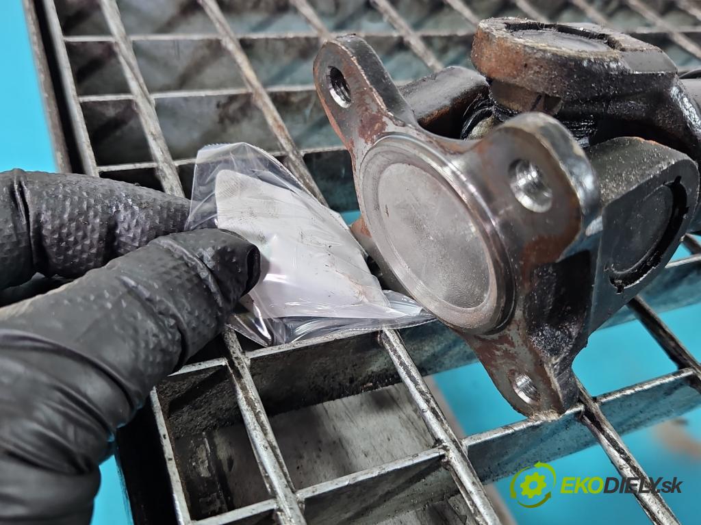 Bmw 5 F10 2010-2017 2.0d 218 hp automatic 160 kW 1995 cm3 5- hřídel hnací přední