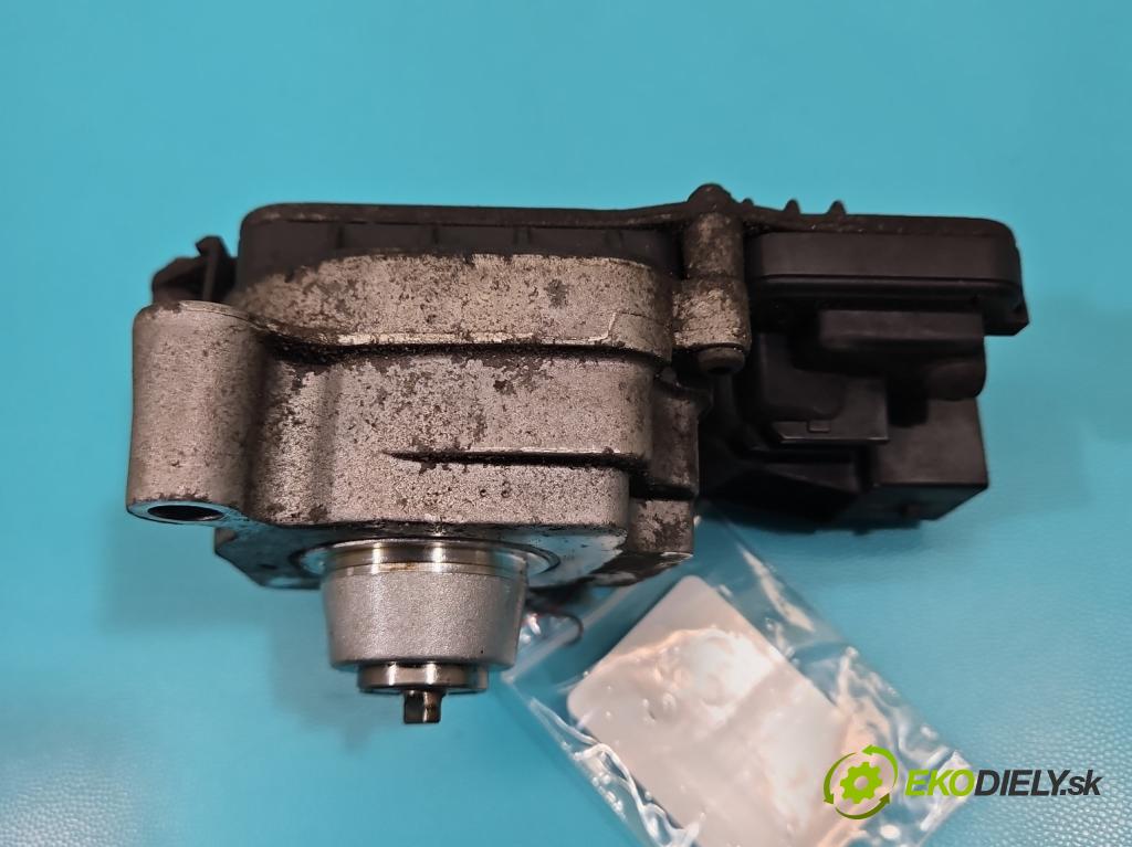 Bmw 5 F10 2010-2017 2.0d 218 HP automatic 160 kW 1995 cm3 5- Ovladač: reduktora 12108F0759