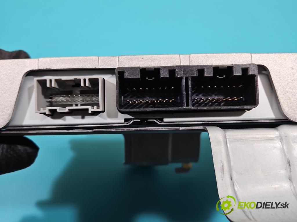 Ford Fusion USA 2012-2020 2.0 EcoBoost: automatic 179 kW 1999 cm3 4- Zesilovač: MSD7TB849AA (Zosilňovač)