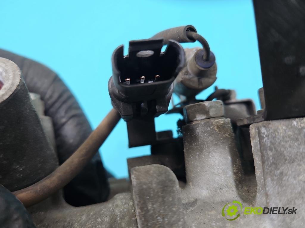 Bmw 5 F10 2010-2017 2.0d 218 HP automatic 160 kW 1995 cm3 5- Kompresor: klimatizácie 447260-4710 (Kompresor klimatizácie)