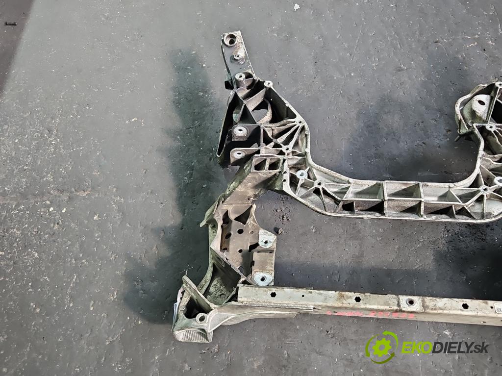 Bmw 5 F10 2010-2017 2.0d 218 HP automatic 160 kW 1995 cm3 5- výstuha motora 6799321