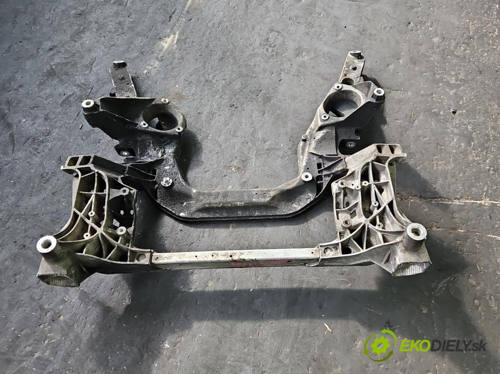 Bmw 5 F10 2010-2017 2.0d 218 HP automatic 160 kW 1995 cm3 5- výstuha motora 6799321