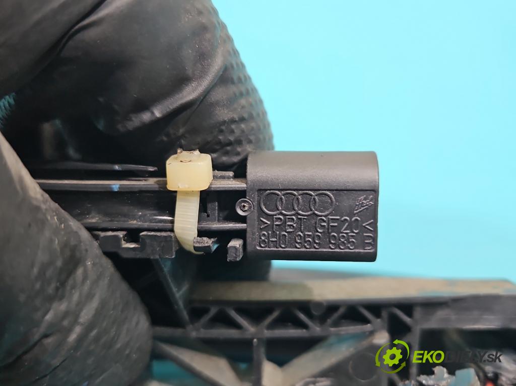 Audi Q7 2005-2015 3.6 V6 FSI 280KM: automatic 206 kW 3562 cm3 5- rukoväť predné ľavé mimo: 8H0959985B (Kľučka dverí vonkajšia predná ľavá)