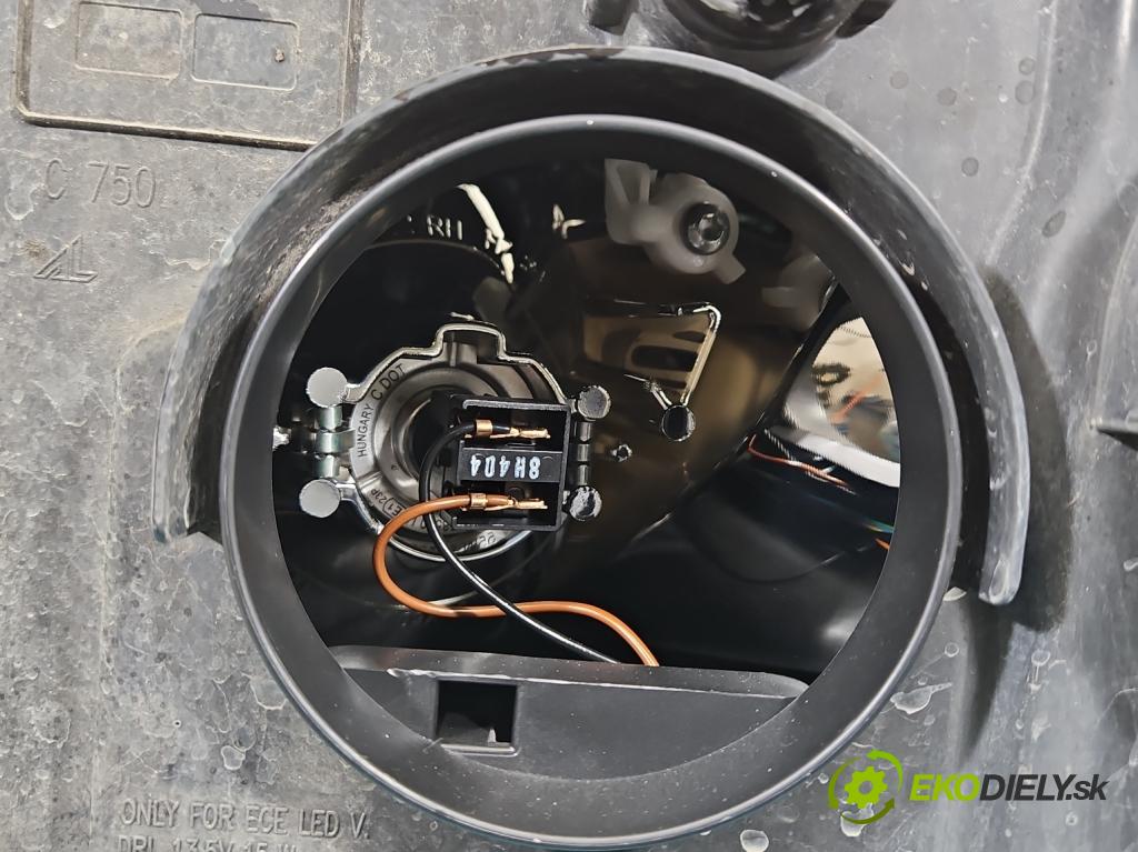 Citroen Jumper III 2014- 2.2 hdi 110 HP manual 81 kW 2198 cm3 4- Reflektor: pravý  (Svetlo predné pravé)