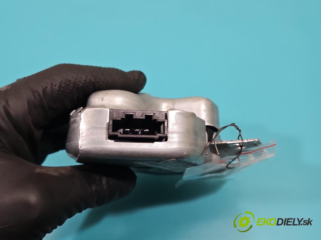 Audi Q7 2005-2015 3.6 V6 FSI 280KM automatic 206 kW 3562 cm3 5- Blokada: řízení: 4F0905852B (Řízení ostatní)