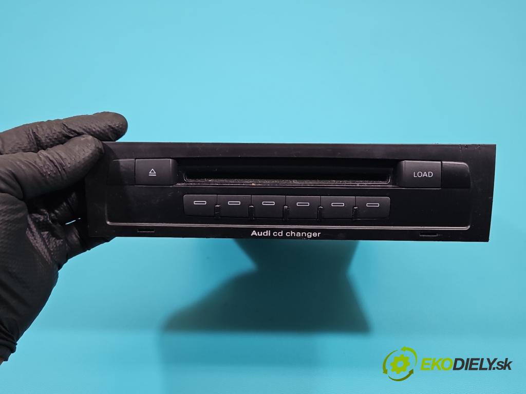 Audi Q7 2005-2015 3.6 V6 FSI 280KM automatic 206 kW 3562 cm3 5- Měnič: cd 4L0035111 (CD měnič)