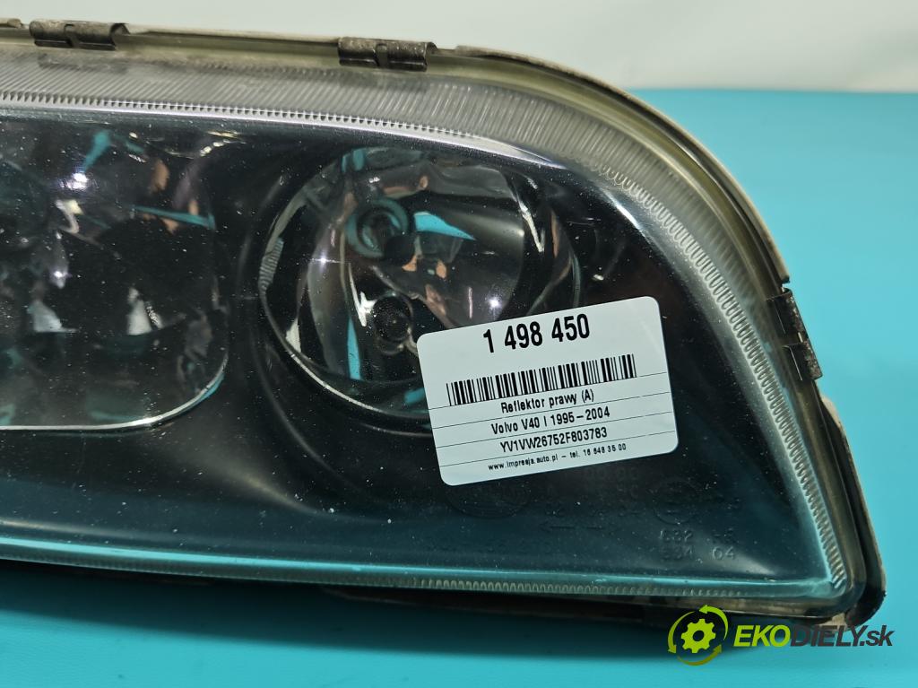 Volvo V40 I 1995-2004 1.8 GDI 116 HP manual 85 kW 1783 cm3 5- Reflektor: pravý 30899679 (Svetlo predné pravé)