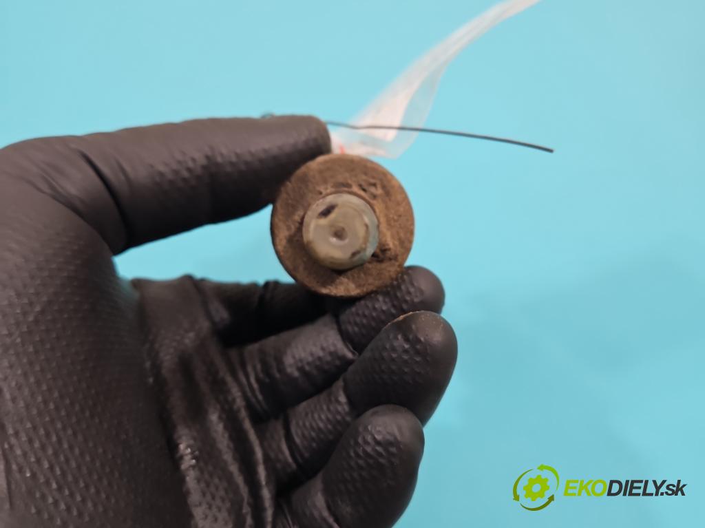 Citroen Jumper III 2014- 2.2 hdi 110 hp manual 81 kW 2198 cm3 4- čerpadlo paliva webasto  (Webasto (nezávislé topení))