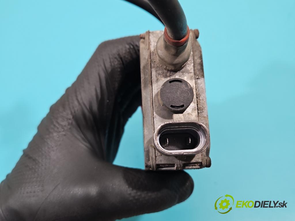 Audi A6 C5 1997-2004 2.5 tdi 155 HP automatic 114 kW 2496 cm3 5- střídač: xenon 5DV007760-15 (Riadiaca jednotka xenónu)