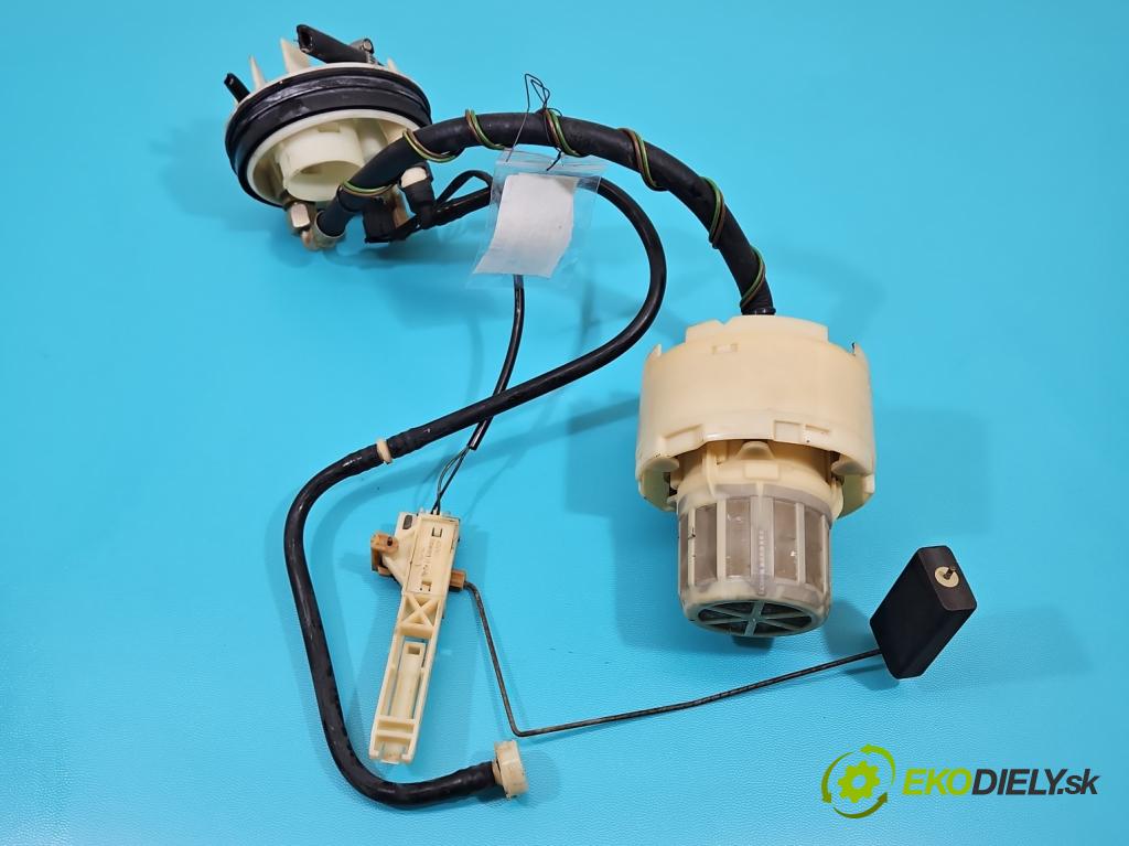 Audi 80 B4 1991-1994 2.0 90 hp manual 66 kW 1985 cm3 4- čerpadlo paliva 8A0201319