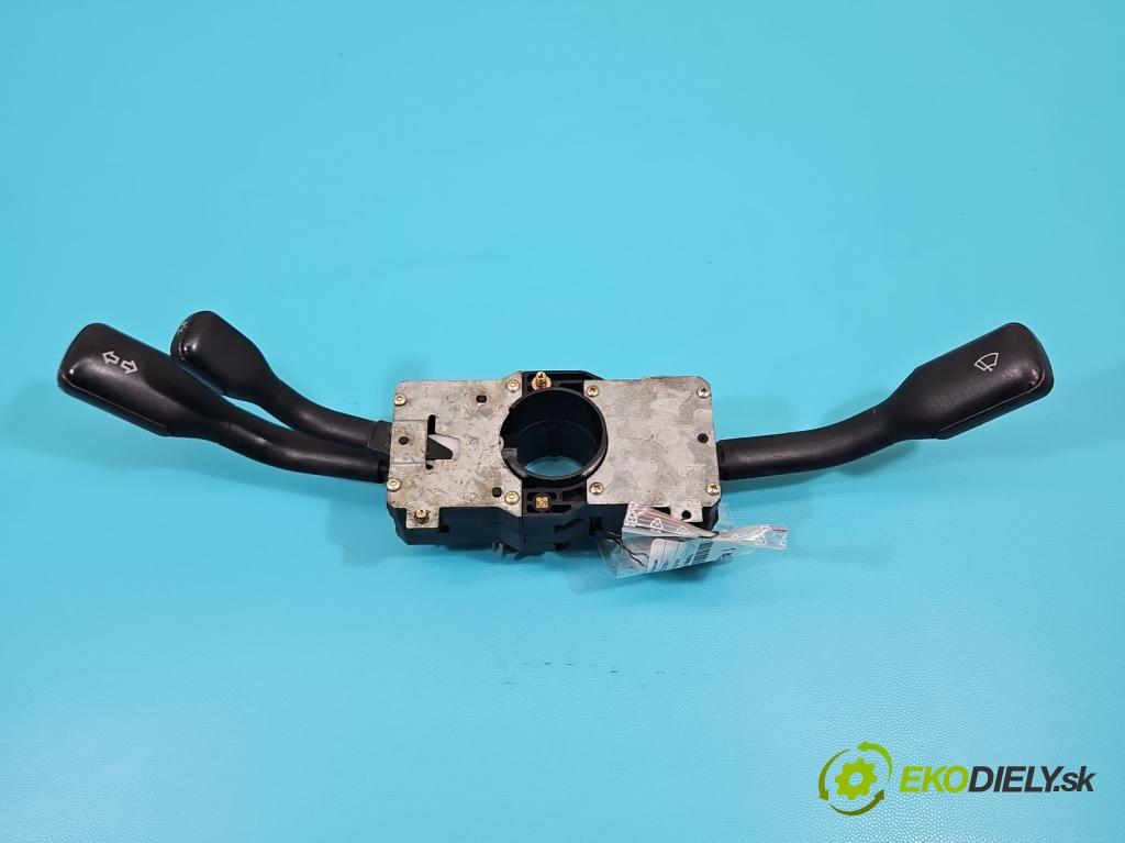 Audi 80 B4 1991-1994 2.0 90 HP manual 66 kW 1985 cm3 4- prepínač komplex: 4A0953503 (Prepínacie páčky pod volantom)