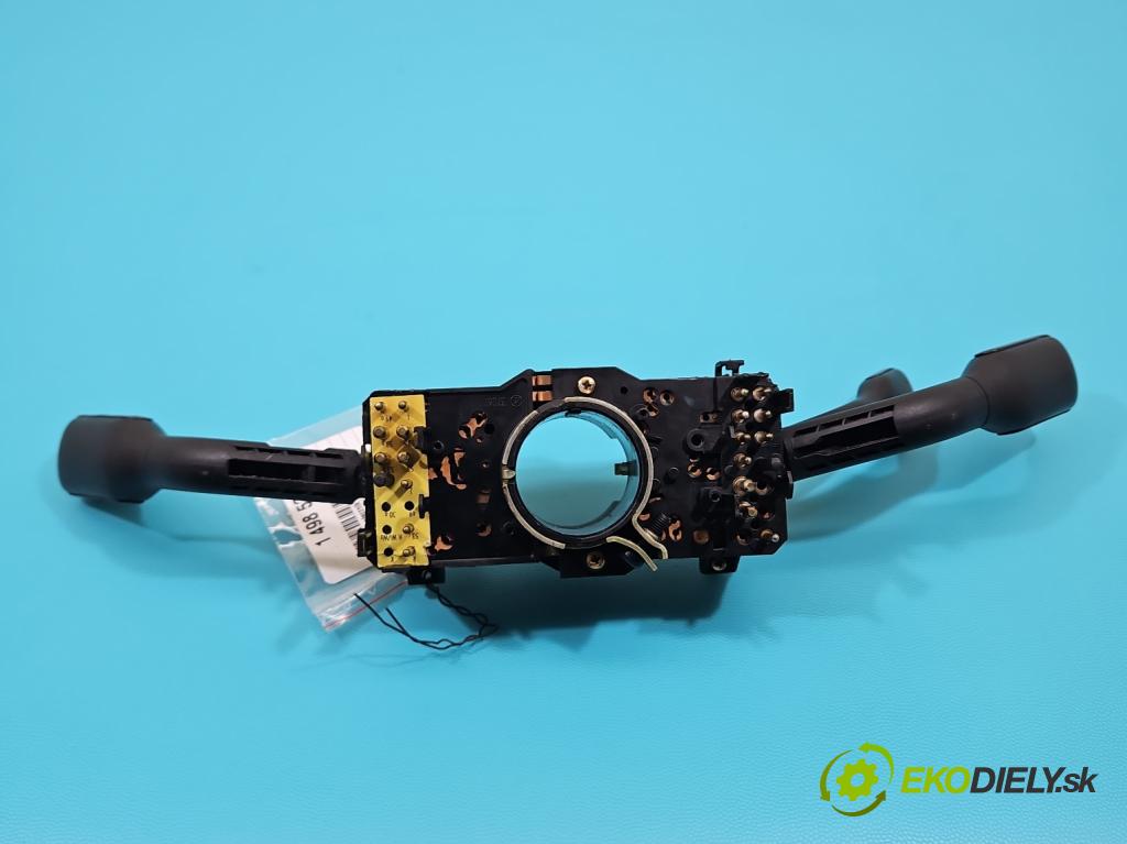 Audi 80 B4 1991-1994 2.0 90 HP manual 66 kW 1985 cm3 4- prepínač komplex: 4A0953503 (Prepínacie páčky pod volantom)