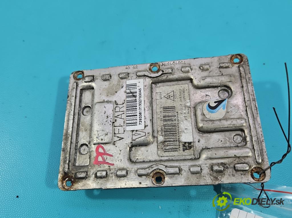 Audi A4 B6 2000-2004 2.0 20V 131 HP manual 96 kW 1984 cm3 4- střídač: xenon 73010137N (Riadiaca jednotka xenónu)