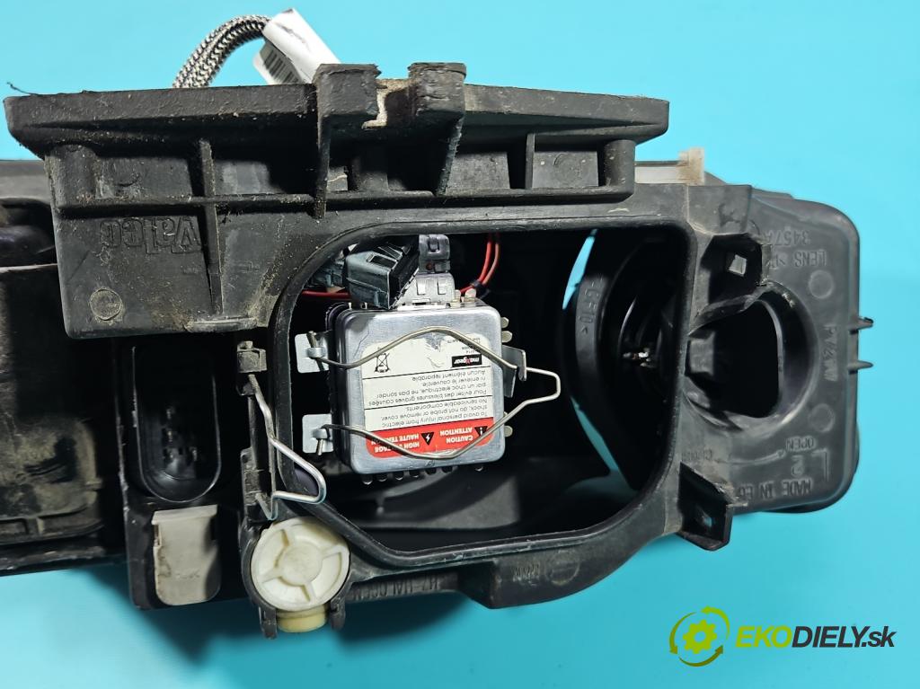 Audi A4 B6 2000-2004 2.0 20V 131 HP manual 96 kW 1984 cm3 4- Reflektor: ľavý 8E0941003S (Kľučka dverí ostatné)