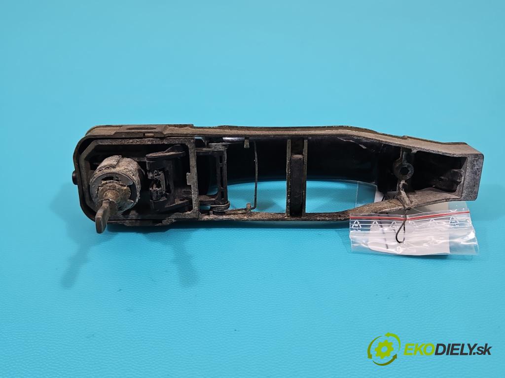 Vw New Beetle 1998-2010 2.0 8V 116 HP manual 85 kW 1984 cm3 3- rukoväť predné ľavé mimo:  (Kľučka dverí vonkajšia predná ľavá)